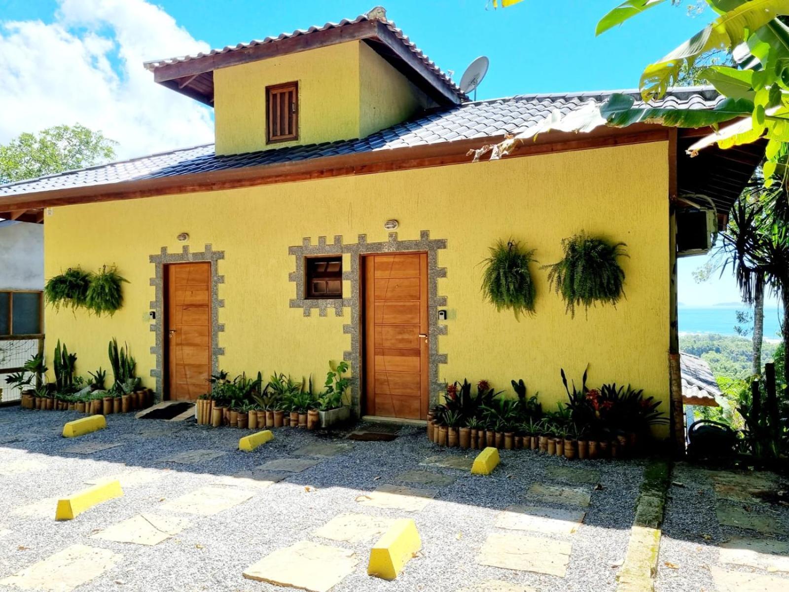 Burung Flats Itamambuca - Hospedagem Com Vista Para O Mar Убатуба Екстериор снимка